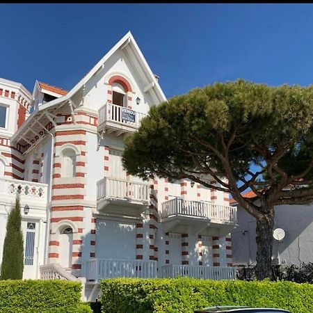 Chambre Sur La Falaise De Pontaillac Vaux-sur-Mer Buitenkant foto