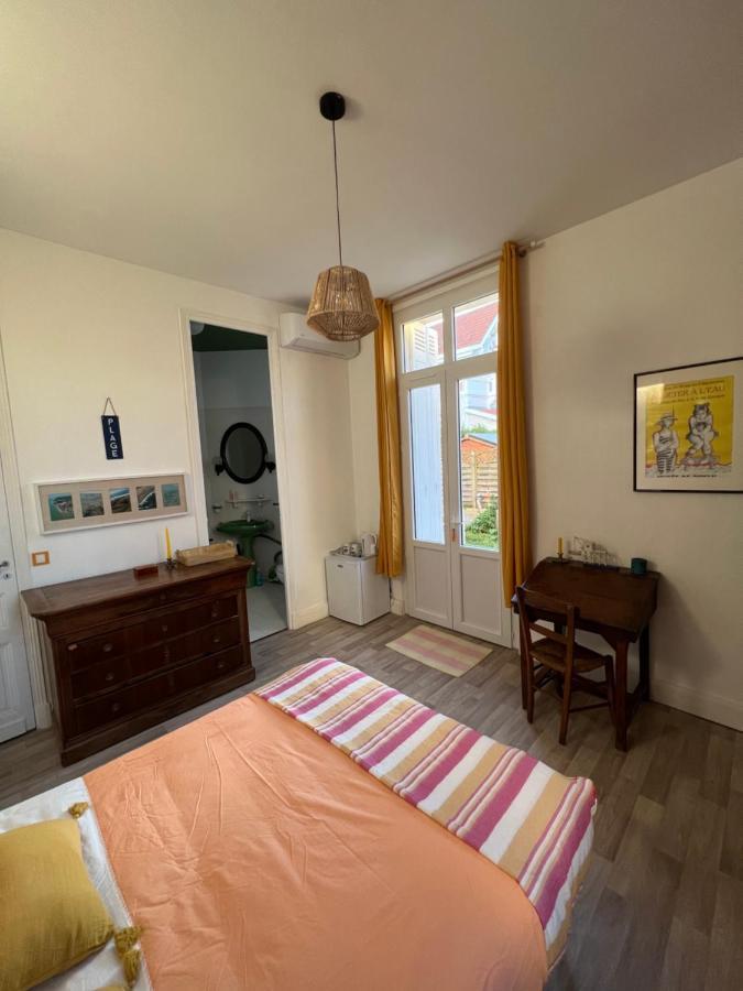 Chambre Sur La Falaise De Pontaillac Vaux-sur-Mer Buitenkant foto