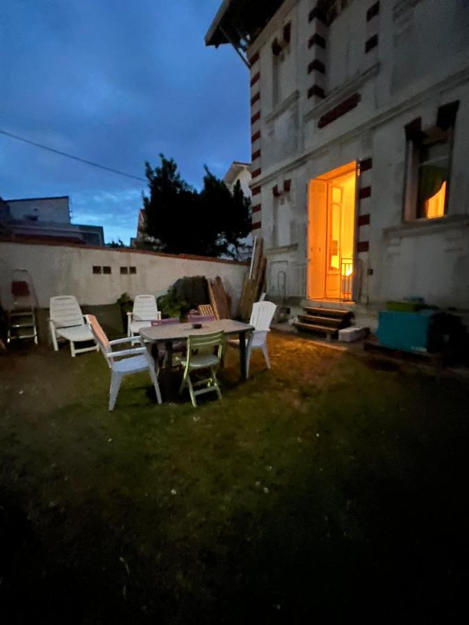 Chambre Sur La Falaise De Pontaillac Vaux-sur-Mer Buitenkant foto